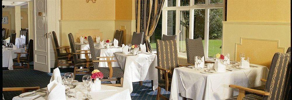 Breaffy Woods Hotel Касълбар Екстериор снимка