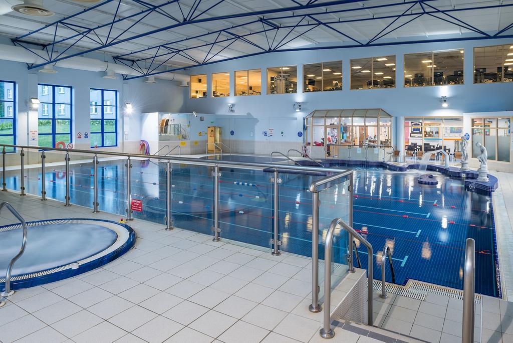 Breaffy Woods Hotel Касълбар Екстериор снимка