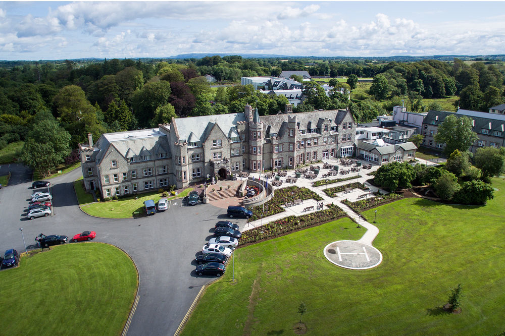 Breaffy Woods Hotel Касълбар Екстериор снимка