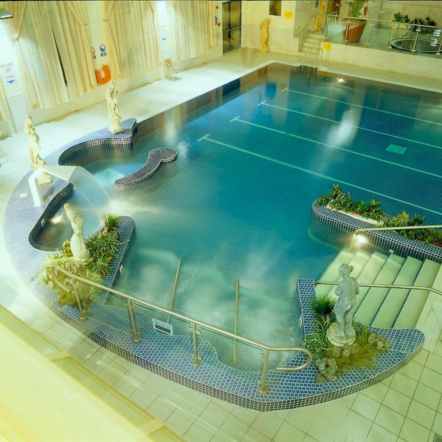 Breaffy Woods Hotel Касълбар Екстериор снимка